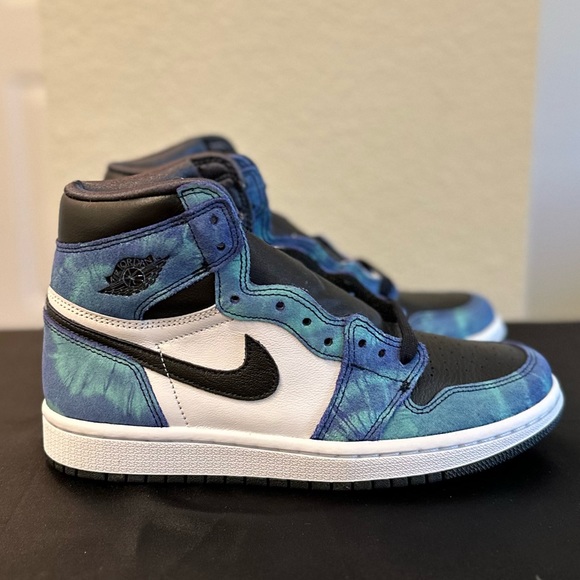 Jordan 1 High OG Tie Dye Women’s Size 7 - Picture 1 of 15